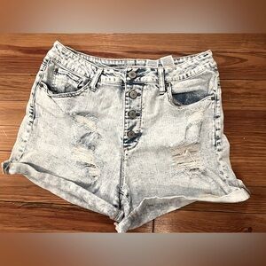 Time and Tru High Rise Shorts